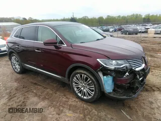 2017 Lincoln MKX Reserve z VIN 2LMPJ8LR3HBL26227, wystawiony jako IAAI lot #41921086 z przebiegiem 131 815 mil mil oraz . Historia ofert i sprzedaży dostępna na DreamBid. Obrazek 1.