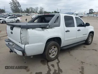2007 Chevrolet Avalanche LTZ with VIN 3GNFK12397G298661, listed as a IAAI auction lot 42057845 with Not Provided miles. Bid and sale history available at carsss.com. Image 4.