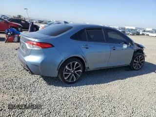2022 Toyota Corolla SE with VIN JTDS4MCEXN3503519, listed as a Copart auction lot 51928405 with 32,900 mi miles and Salvage Title. Bid and sale history available at carsss.com. Image 3.