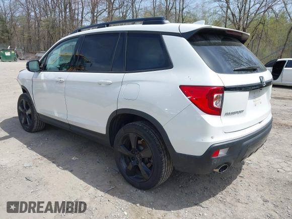 2021 Honda Passport Elite z VIN 5FNYF8H08MB014739, wystawiony jako IAAI lot #42137913 z przebiegiem 50 580 mil mil oraz . Historia ofert i sprzedaży dostępna na DreamBid. Obrazek 3.