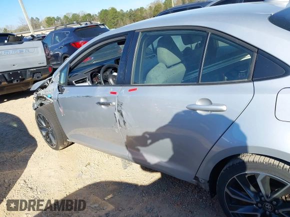 2022 Toyota Corolla SE with VIN JTDS4MCE9N3509473, listed as a IAAI auction lot 41870103 with 39,484 mi miles. Bid and sale history available at carsss.com. Image 15.