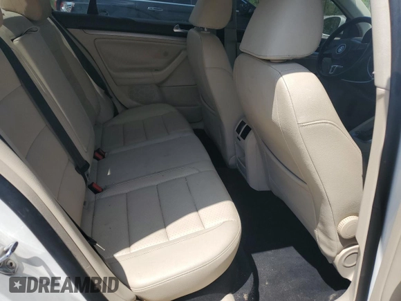 2010 Volkswagen Jetta Limited Edition с VIN 3VWAZ7AJ5AM116445, выставлен на аукционе Copart как лот 55918355 с пробегом 155 659 миль миль и Чистый • Clean title. История ставок и продаж доступна на DreamBid. Изображение 10.