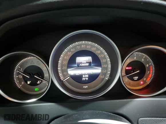 2013 Mercedes-Benz C 300 Sport z VIN WDDGF8AB3DR282363, wystawiony jako Copart lot #58652485 z przebiegiem 126 555 mil mil oraz Szkoda całkowita • Salvage title. Historia ofert i sprzedaży dostępna na DreamBid. Obrazek 9.