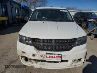 2018 Dodge Journey SE with VIN 3C4PDCAB6JT474429, listed as a Copart auction lot 47387345 with 60,727 mi miles and Salvage Title. Bid and sale history available at DreamBid. Image 5.