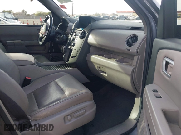 2012 Honda Pilot EX-L with VIN 5FNYF3H51CB036501, listed as a IAAI auction lot 41703208 with 223,984 mi miles. Bid and sale history available at carsss.com. Image 5.