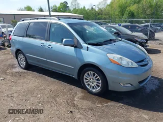 2008 Toyota Sienna XLE with VIN 5TDZK22C88S123039, listed as a IAAI auction lot 42055998 with 139,206 mi miles and . Bid and sale history available at DreamBid. Image 1.
