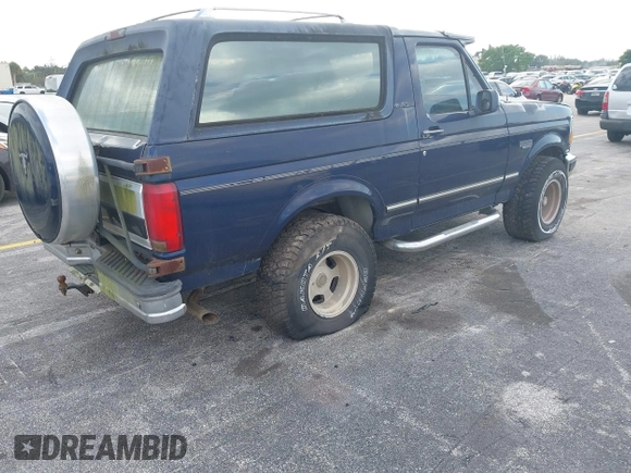 1994 Ford Bronco Custom with VIN 1FMEU15H4RLB15058, listed as a IAAI auction lot 41289431 with Not provided miles and . Bid and sale history available at DreamBid. Image 4.