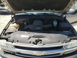 2004 Chevrolet Tahoe LS with VIN 1GNEC13V24J321605, listed as a Copart auction lot 64476065 with 176,551 mi miles and Salvage title. Bid and sale history available at DreamBid. Image 12.