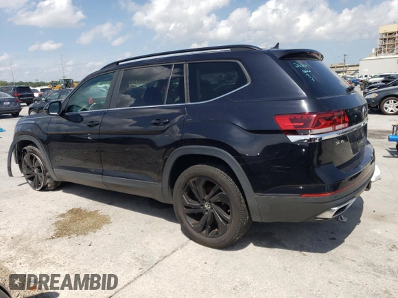 2021 Volkswagen Atlas SE with VIN 1V2WR2CA2MC575199, listed as a Copart auction lot 54933665 with 101,709 mi miles and Salvage title. Bid and sale history available at DreamBid. Image 2.