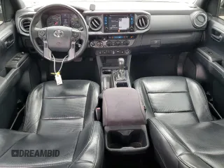 2018 Toyota Tacoma SR z VIN 3TMCZ5AN5JM181489, wystawiony jako Copart lot #55696365 z przebiegiem 70 091 mil mil oraz Szkoda całkowita • Salvage title. Historia ofert i sprzedaży dostępna na DreamBid. Obrazek 8.