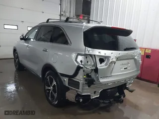 2016 Kia Sorento EX with VIN 5XYPH4A57GG183314, listed as a IAAI auction lot 41491394 with 121,907 mi miles. Bid and sale history available at carsss.com. Image 3.