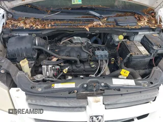 2008 Dodge Grand Caravan SE with VIN 1D8HN44H98B126418, listed as a IAAI auction lot 42223290 with 317,457 mi miles and . Bid and sale history available at DreamBid. Image 10.
