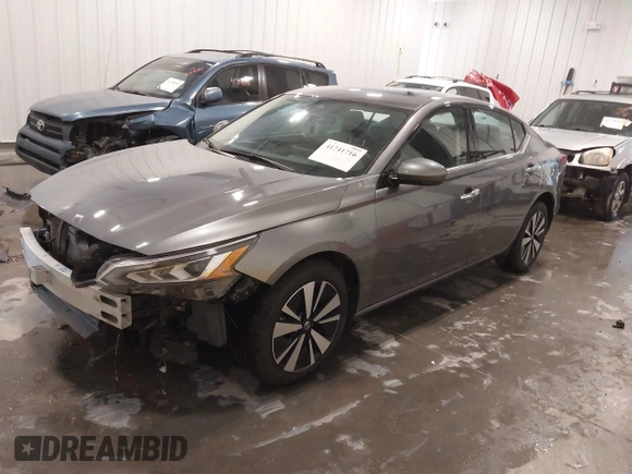 2020 Nissan Altima 2.5 SL with VIN 1N4BL4EW2LC266763, listed as a IAAI auction lot 41741716 with 43,433 mi miles. Bid and sale history available at carsss.com. Image 19.