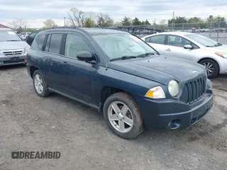 2007 Jeep Compass Sport with VIN 1J8FF47W37D122390, listed as a IAAI auction lot 41993064 with 195,253 mi miles. Bid and sale history available at carsss.com. Image 1.