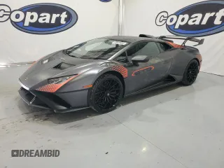 2022 Lamborghini Huracan z VIN ZHWUA6ZX8NLA18196, wystawiony jako Copart lot #45923665 z przebiegiem 4 281 mil mil oraz Szkoda całkowita • Salvage title. Historia ofert i sprzedaży dostępna na DreamBid. Obrazek 1.