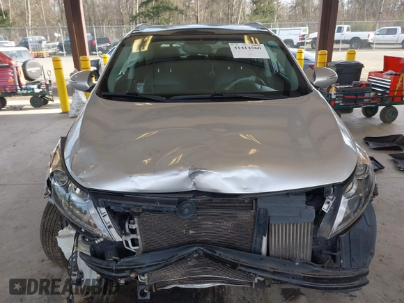 2013 Kia Sportage SX with VIN KNDPCCA69D7529910, listed as a IAAI auction lot 41414560 with 101,769 mi miles and . Bid and sale history available at carsss.com. Image 6.