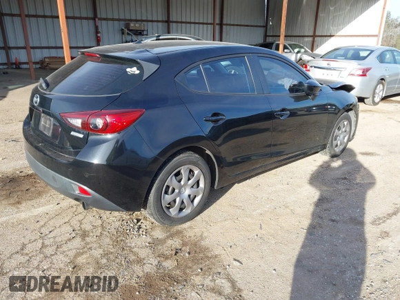 2014 Mazda 3 i Sport with VIN JM1BM1K74E1192943, listed as a IAAI auction lot 41629944 with 132,236 mi miles and . Bid and sale history available at carsss.com. Image 4.