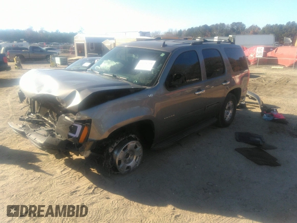 2012 Chevrolet Tahoe LS z VIN 1GNSCAE03CR234476, wystawiony jako IAAI lot #41008154 z przebiegiem 199 550 mil mil oraz . Historia ofert i sprzedaży dostępna na DreamBid. Obrazek 18.
