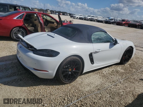 2022 Porsche 718 Boxster GTS 4.0 z VIN WP0CD2A85NS228315, wystawiony jako Copart lot #77248204 z przebiegiem Nie podano mil oraz Nie do naprawy. Historia ofert i sprzedaży dostępna na DreamBid. Obrazek 3.