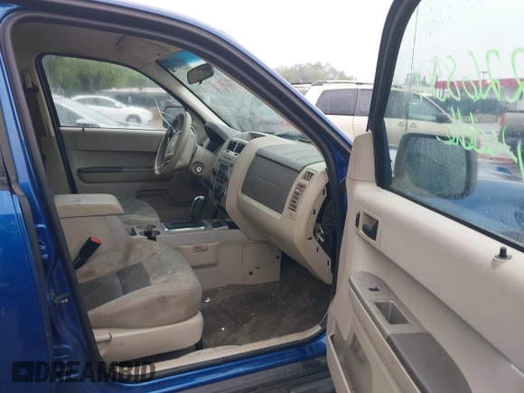 2008 Ford Escape Hybrid with VIN 1FMCU49H88KD64342, listed as a IAAI auction lot 42268501 with 190,000 mi miles and . Bid and sale history available at DreamBid. Image 5.