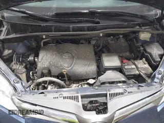 2018 Toyota Sienna XLE with VIN 5TDDZ3DC5JS198019, listed as a IAAI auction lot 42359536 with 56,224 mi miles and . Bid and sale history available at DreamBid. Image 10.