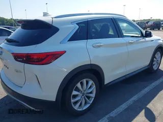 2019 Infiniti QX50 Luxe с VIN 3PCAJ5M32KF119272, выставлен на аукционе IAAI как лот 42406424 с пробегом 72 971 миль миль и . История ставок и продаж доступна на DreamBid. Изображение 4.