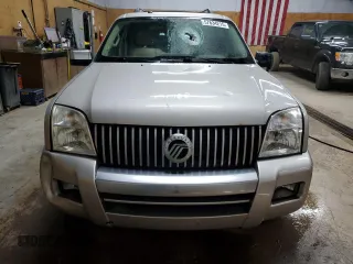 2007 Mercury Mountaineer Premier z VIN 4M2EU488X7UJ02978, wystawiony jako Copart lot #57634215 z przebiegiem 123 069 mil mil oraz Tytuł czysty. Historia ofert i sprzedaży dostępna na DreamBid. Obrazek 5.