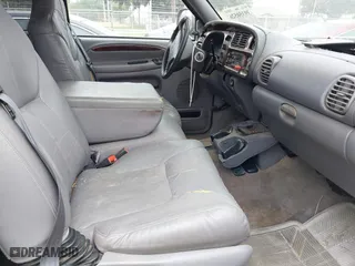 1998 Dodge Ram 1500 with VIN 1B7HC13Z9WJ162190, listed as a IAAI auction lot 39350526 with 1 mi miles. Bid and sale history available at carsss.com. Image 5.