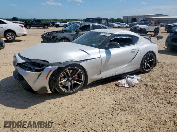 2021 Toyota Supra 3.0 with VIN WZ1DB0C05MW034477, listed as a Copart auction lot 61302525 with 80,962 mi miles and Salvage title. Bid and sale history available at DreamBid. Image 1.