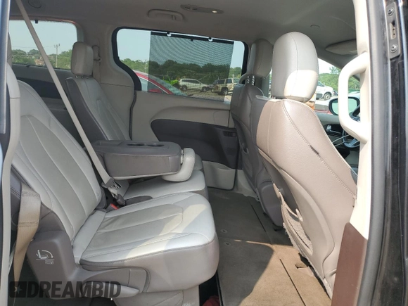 2017 Chrysler Pacifica Touring L z VIN 2C4RC1BGXHR758038, wystawiony jako Copart lot #59639815 z przebiegiem 161 552 mil mil oraz Szkoda całkowita • Salvage title. Historia ofert i sprzedaży dostępna na DreamBid. Obrazek 11.