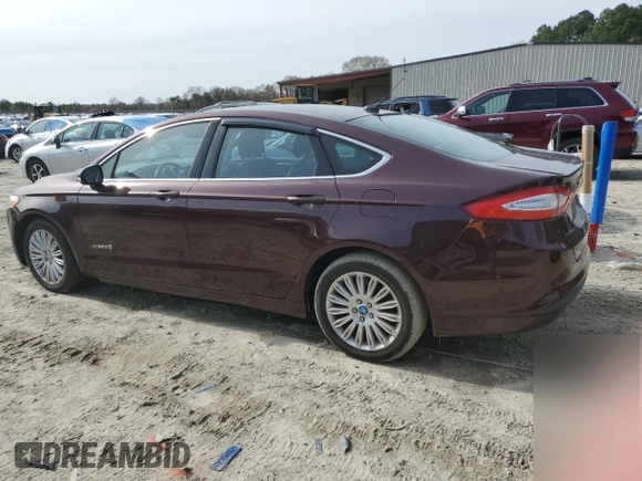 2013 Ford Fusion SE Hybrid with VIN 3FA6P0LU5DR173920, listed as a Copart auction lot 50884705 with 121,385 mi miles and Salvage Title. Bid and sale history available at carsss.com. Image 2.
