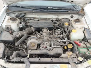1998 Subaru Forester L with VIN JF1SF635XWH753021, listed as a IAAI auction lot 41541975 with 236,425 mi miles. Bid and sale history available at carsss.com. Image 10.