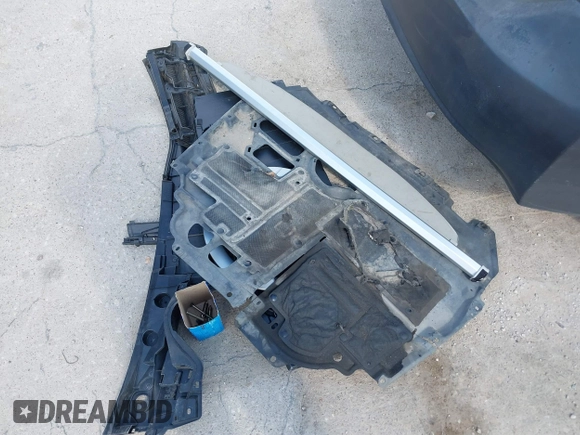 2012 Toyota Prius One with VIN JTDKN3DU2C5417149, listed as a IAAI auction lot 41881228 with Not Provided miles and . Bid and sale history available at DreamBid. Image 12.