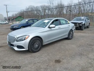 2015 Mercedes-Benz C-Class C 300 Luxury with VIN 55SWF4KBXFU017542, listed as a IAAI auction lot 41909899 with 119,810 mi miles. Bid and sale history available at carsss.com. Image 19.