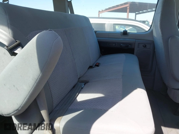 2006 Ford Econoline Passenger XL with VIN 1FBSS31L86DA35386, listed as a IAAI auction lot 39849768 with 67,876 mi miles and . Bid and sale history available at DreamBid. Image 8.