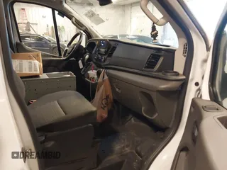 2022 Ford Transit with VIN 1FTBW2Y86NKA06331, listed as a IAAI auction lot 41842602 with 32,869 mi miles and . Bid and sale history available at DreamBid. Image 5.