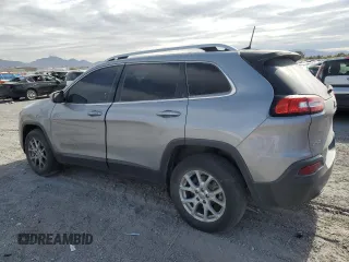 2017 Jeep Cherokee Latitude z VIN 1C4PJMCB5HD213966, wystawiony jako Copart lot #54869785 z przebiegiem 70 233 mil mil oraz Szkoda całkowita • Salvage title. Historia ofert i sprzedaży dostępna na DreamBid. Obrazek 2.