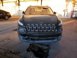 2018 Jeep Cherokee Limited z VIN 1C4PJLDB7JD565932, wystawiony jako Copart lot #89196515 z przebiegiem 121 561 mil mil oraz Szkoda całkowita • Salvage title. Historia ofert i sprzedaży dostępna na DreamBid. Obrazek 5.