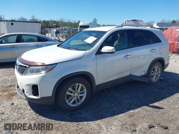 2014 Kia Sorento LX with VIN 5XYKT4A68EG521124, listed as a IAAI auction lot 41670919 with 181,722 mi miles. Bid and sale history available at carsss.com. Image 2.