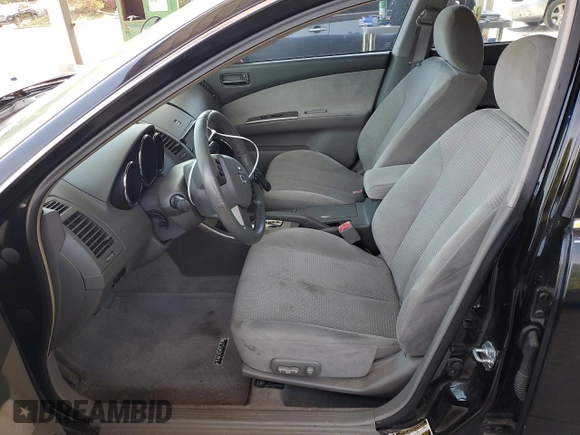 2006 Nissan Altima S with VIN 1N4AL11DX6C232881, listed as a Copart auction lot 53562635 with 182,361 mi miles and Salvage title. Bid and sale history available at DreamBid. Image 7.
