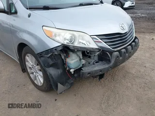 2012 Toyota Sienna LE with VIN 5TDJK3DC0CS046420, listed as a IAAI auction lot 41626308 with 108,517 mi miles. Bid and sale history available at carsss.com. Image 18.
