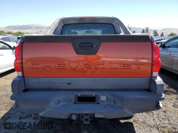 2003 Chevrolet Avalanche with VIN 3GNEK13T83G201485, listed as a Copart auction lot 61097094 with 120,113 mi miles and Salvage Title. Bid and sale history available at carsss.com. Image 6.