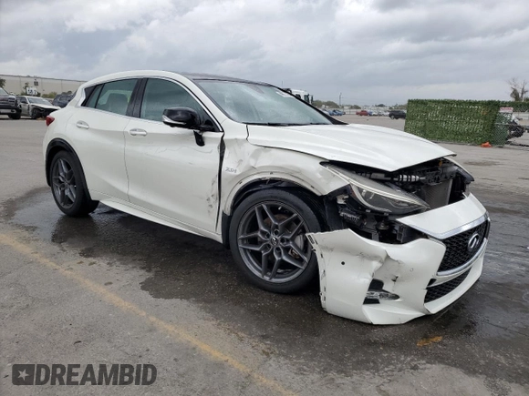 2018 Infiniti QX30 ESSENTIAL with VIN SJKCH5CP2JA047793, listed as a Copart auction lot 49071454 with 43,124 mi miles. Bid and sale history available at carsss.com. Image 4.