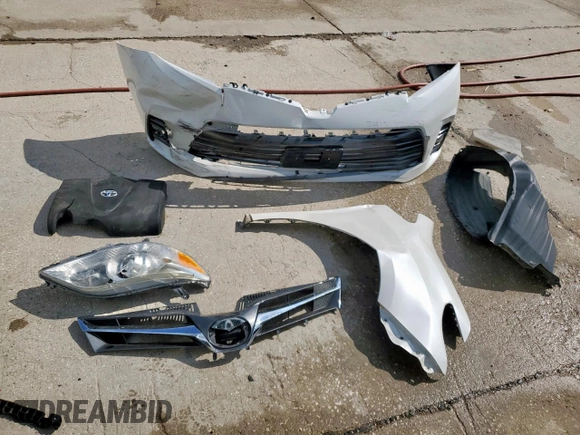 2018 Toyota Sienna XLE Auto Access Seat with VIN 5TDYZ3DC8JS954217, listed as a Copart auction lot 56164075 with 63,290 mi miles and Clean title. Bid and sale history available at DreamBid. Image 13.