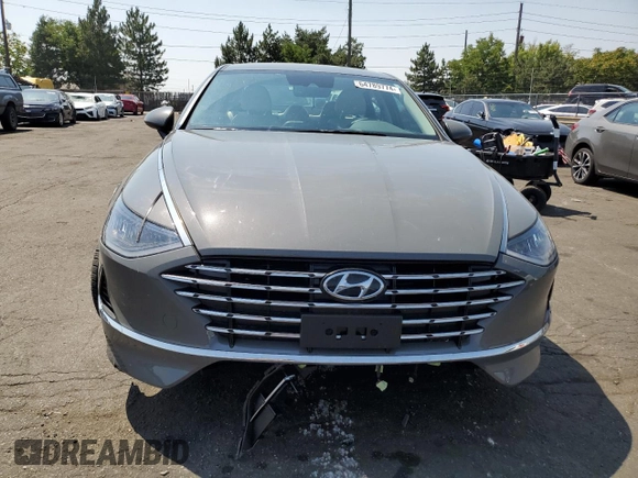 2022 Hyundai Sonata Hybrid Blue with VIN KMHL24JJ5NA048421, listed as a Copart auction lot 81915304 with 23,813 mi miles and Clean Title. Bid and sale history available at carsss.com. Image 5.