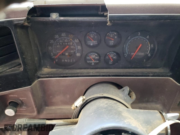 1986 Chevrolet El Camino SS with VIN 3GCCW80H8GS910613, listed as a Copart auction lot 49894925 with 65,386 mi miles and Salvage Title. Bid and sale history available at carsss.com. Image 9.