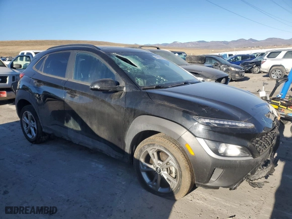 2023 Hyundai Kona SEL with VIN KM8K6CAB7PU929397, listed as a Copart auction lot 47097865 with 25,475 mi miles and Salvage Title. Bid and sale history available at carsss.com. Image 4.