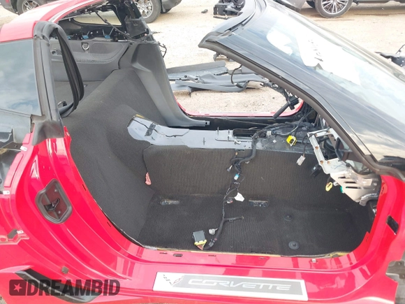 2015 Chevrolet Corvette Z06 2LZ with VIN 1G1YR2D69F5600121, listed as a IAAI auction lot 41680591 with 1 mi miles. Bid and sale history available at carsss.com. Image 5.