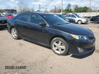 2014 Toyota Camry L with VIN 4T1BF1FK4EU302201, listed as a Copart auction lot 52169875 with 80,644 mi miles and Salvage Title. Bid and sale history available at DreamBid. Image 4.