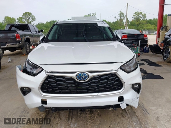 2023 Toyota Highlander Hybrid LE with VIN 5TDBBRCH1PS570363, listed as a IAAI auction lot 42436974 with Not provided miles and . Bid and sale history available at DreamBid. Image 12.